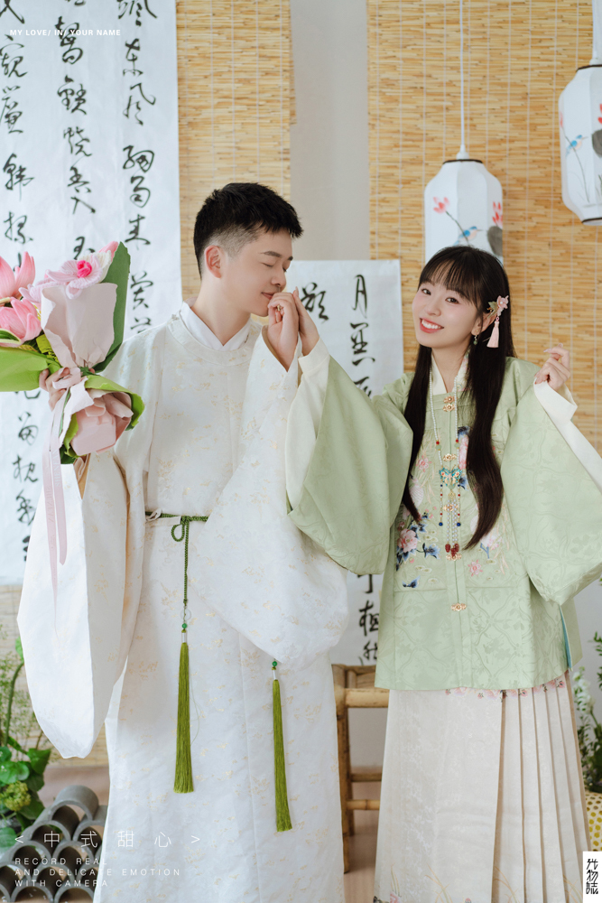 欢喜、极简棚拍、