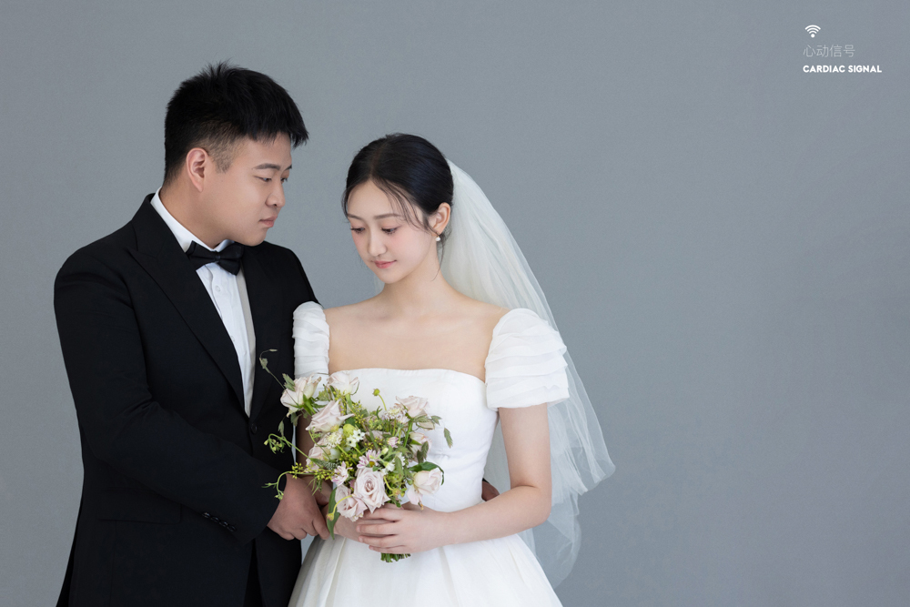 亲爱的你、极简棚拍、