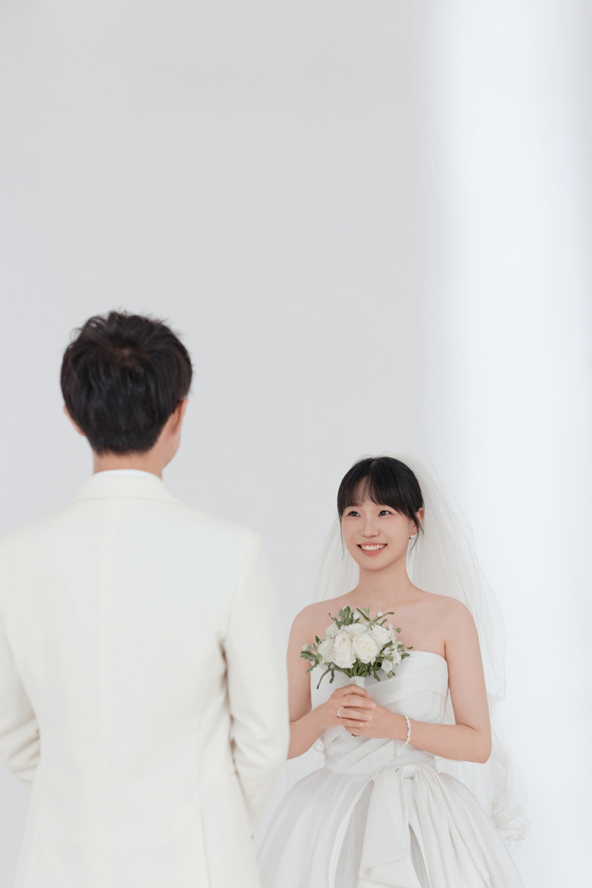 纪念、极简棚拍、