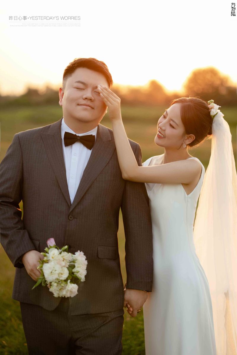 极致情绪！郑重文先生任甜女士氛围森系婚纱照、氛围森系、韩松、行走的放大镜，现场细节，姿态指导的掌控者、婚纱照