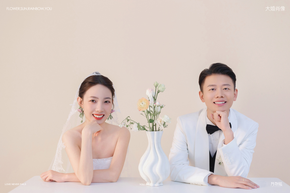 琦影旋律、极简棚拍、