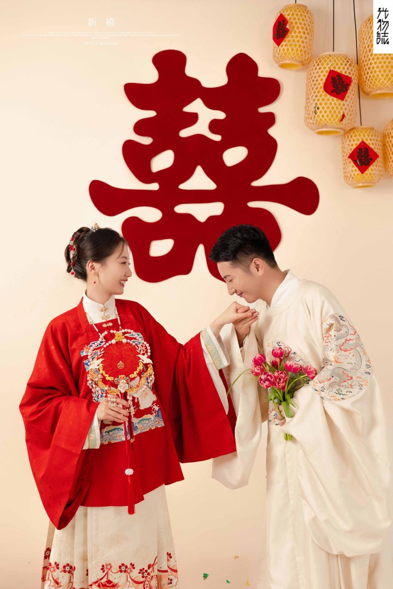 太太太太可了~~！潘先生张小姐中式传承婚纱照、中式传承、刘雨鑫、天赋型选手，拥有一双摄影眼，每一个细节点尽在掌握、婚纱照