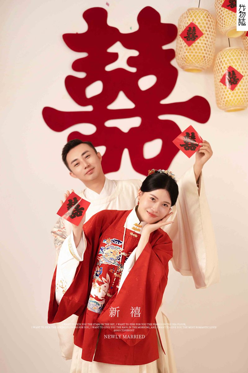太太太太可了~~！王磊先生王苗女士中式传承婚纱照、中式传承、韩松、行走的放大镜，现场细节，姿态指导的掌控者、婚纱照