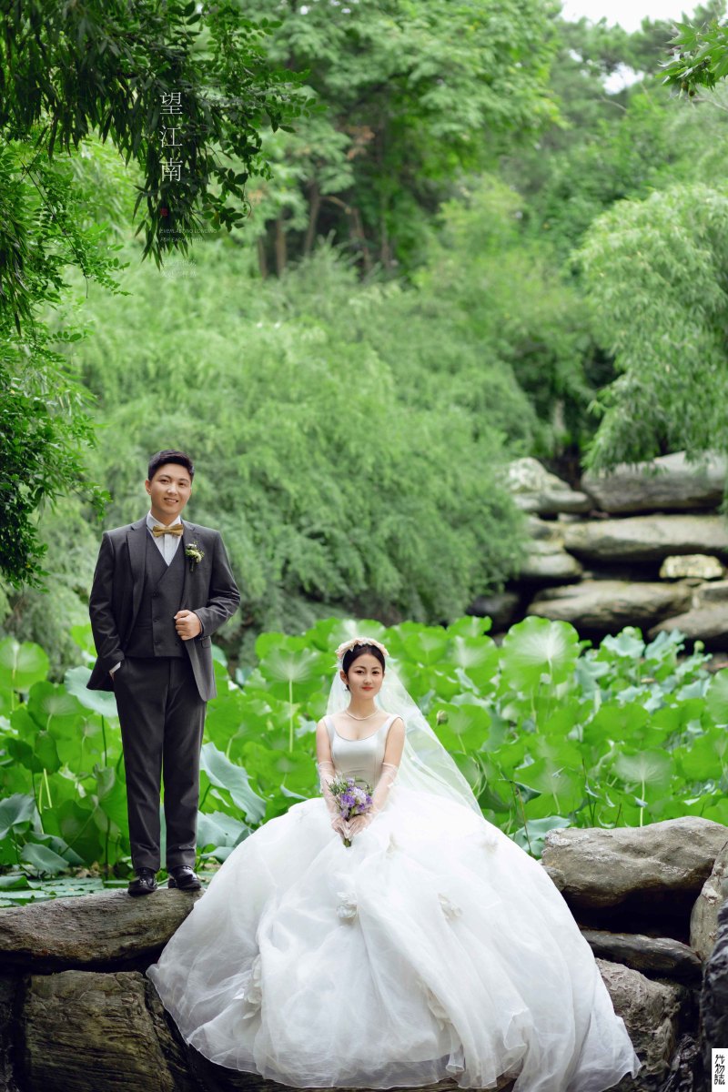 幸福感爆棚王琨先生徐文文女士怀旧复古婚纱照、怀旧复古、木子、唠嗑型选手，构图多变、情绪拿捏，特写YYDS、婚纱照