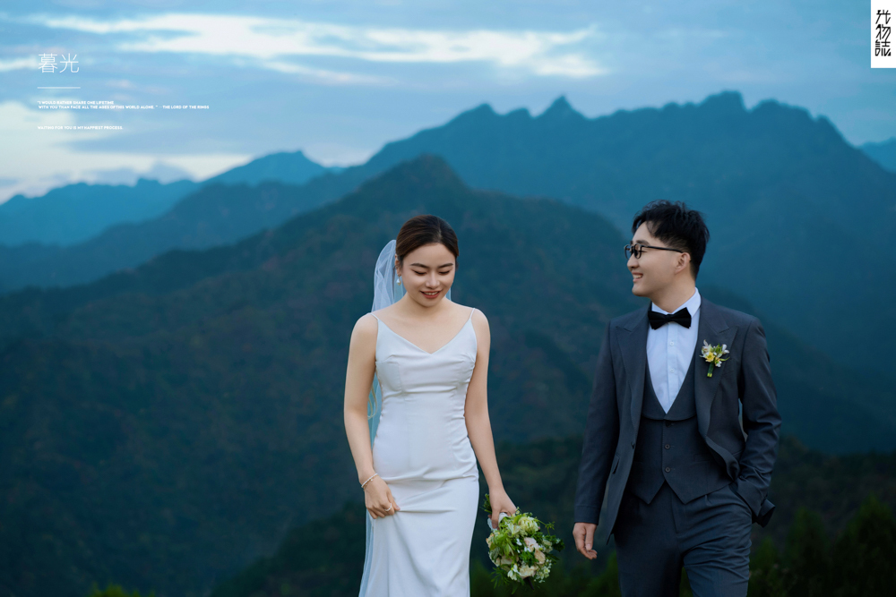 炒鸡甜~赵凯先生邓菊女士电影纪实婚纱照、电影纪实、白玛、怀疑是不是修导演系，拍照像电影一样的构图和质感、婚纱照