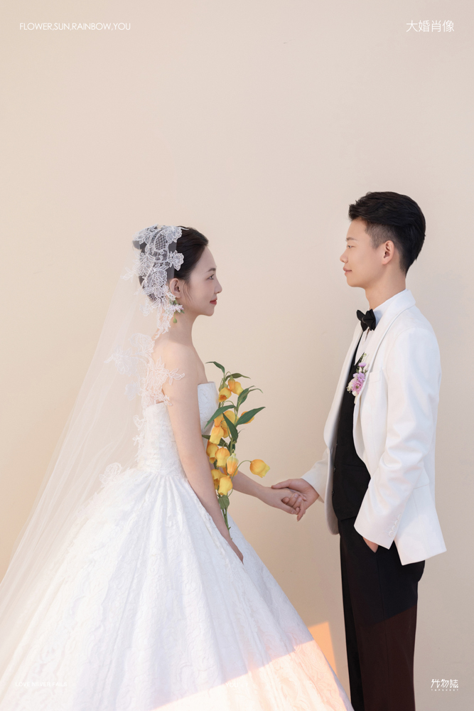 琦影旋律、极简棚拍、