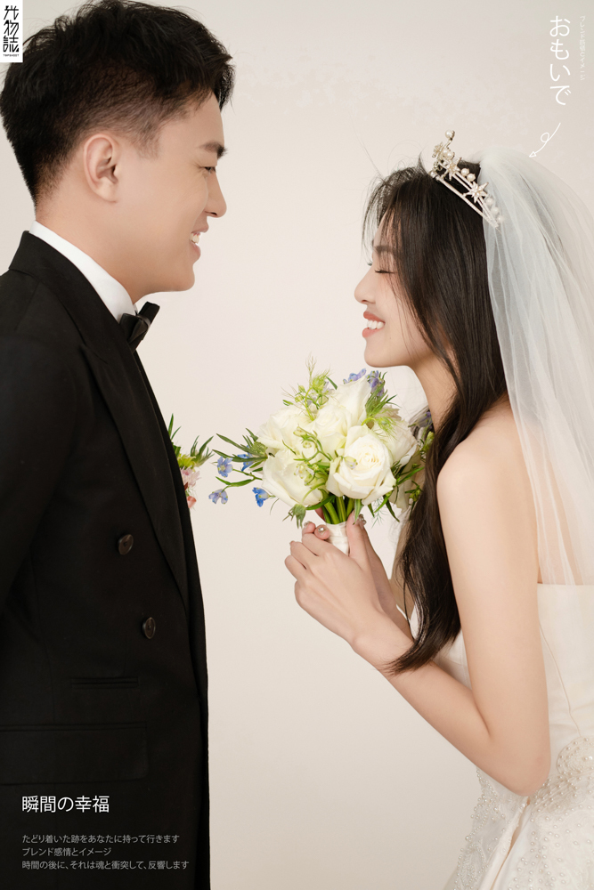 超级甜腻！蔡浩田先生史嘉宁女士极简棚拍婚纱照、极简棚拍、白玛、怀疑是不是修导演系，拍照像电影一样的构图和质感、婚纱照