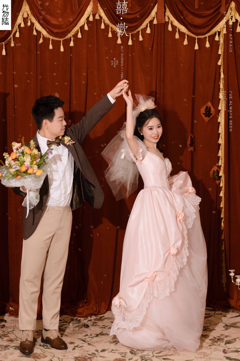 太太太太可了~~！云先生陈女士怀旧复古婚纱照、怀旧复古、刘雨鑫、天赋型选手，拥有一双摄影眼，每一个细节点尽在掌握、婚纱照