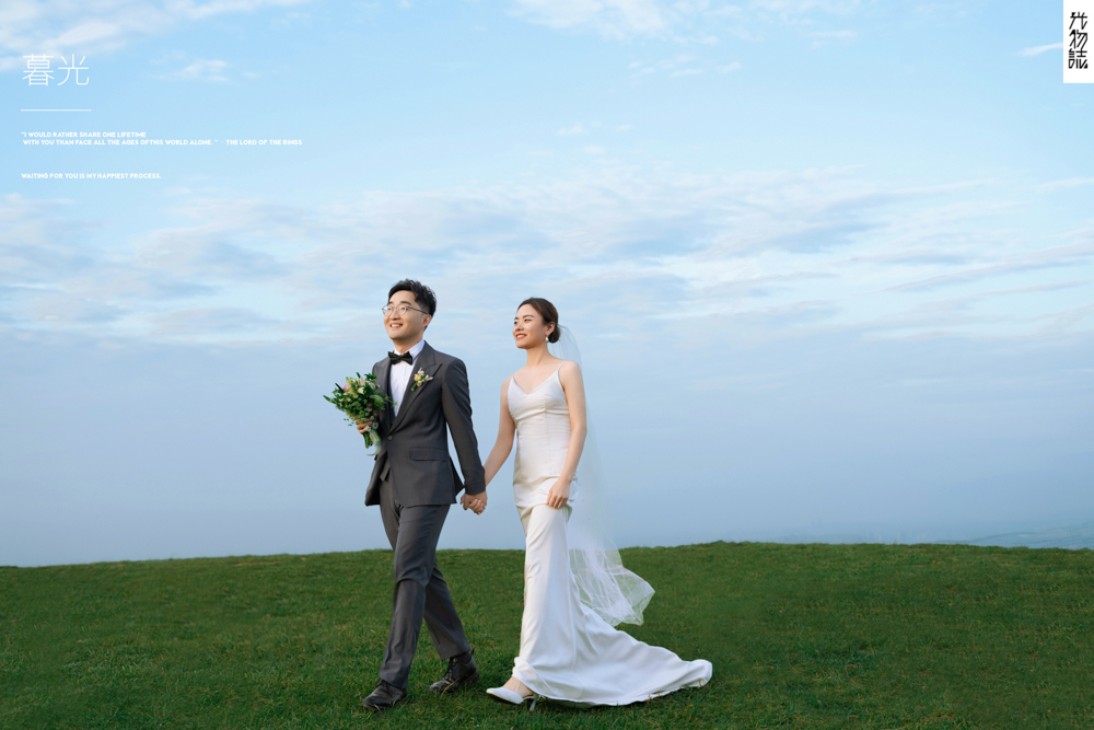 炒鸡甜~赵凯先生邓菊女士电影纪实婚纱照、电影纪实、白玛、怀疑是不是修导演系，拍照像电影一样的构图和质感、婚纱照