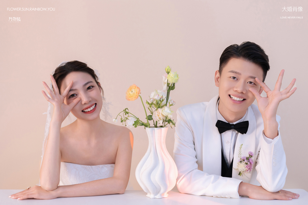 琦影旋律、极简棚拍、