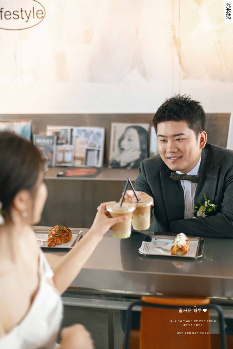 炒鸡甜~程旭先生陈芮女士物誌生活婚纱照、物誌生活、木子、唠嗑型选手，构图多变、情绪拿捏，特写YYDS、婚纱照