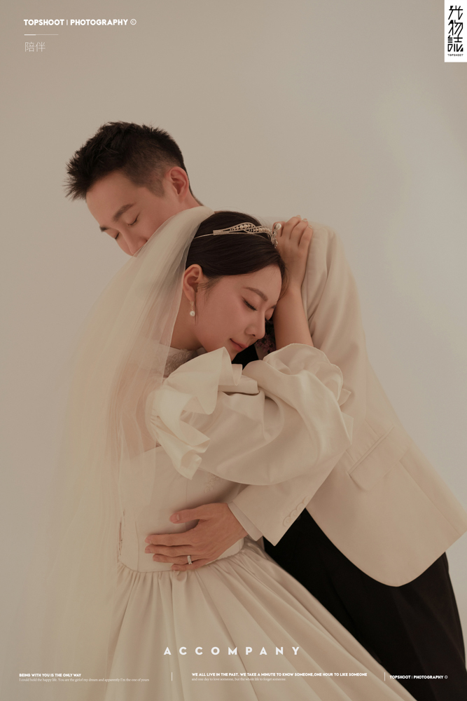 新鲜出炉:)李先生马女士极简棚拍婚纱照、极简棚拍、刘康、六边形战士，不止是沟通，拍摄想法，创造思维样样拿捏。、婚纱照