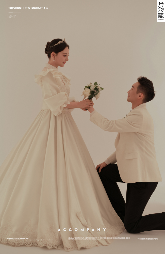 新鲜出炉:)李先生马女士极简棚拍婚纱照、极简棚拍、刘康、六边形战士，不止是沟通，拍摄想法，创造思维样样拿捏。、婚纱照