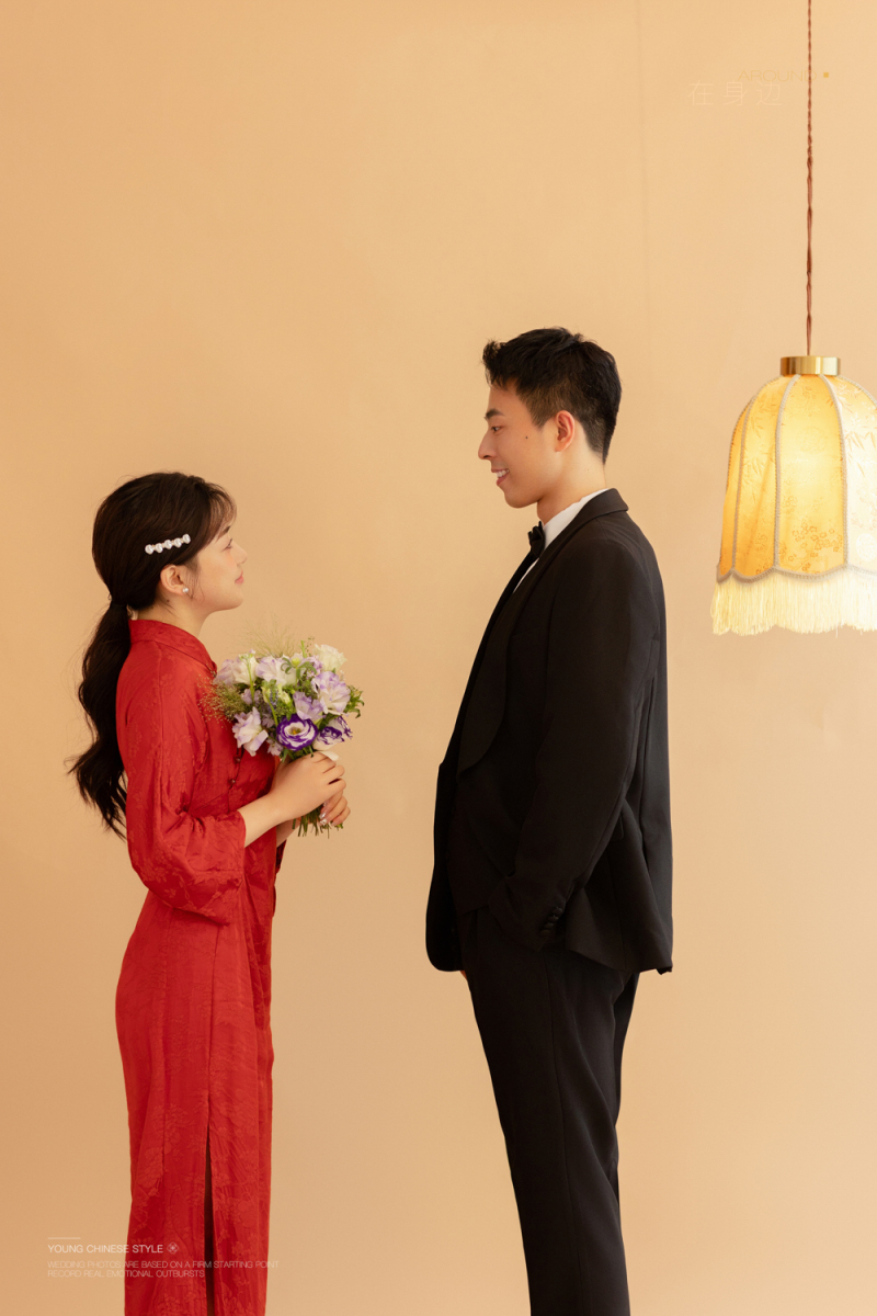 可甜可爱da党先生张女士怀旧复古婚纱照、怀旧复古、艾辰、偷偷练过读心术，精准预判每一个想法，细腻到心里、婚纱照