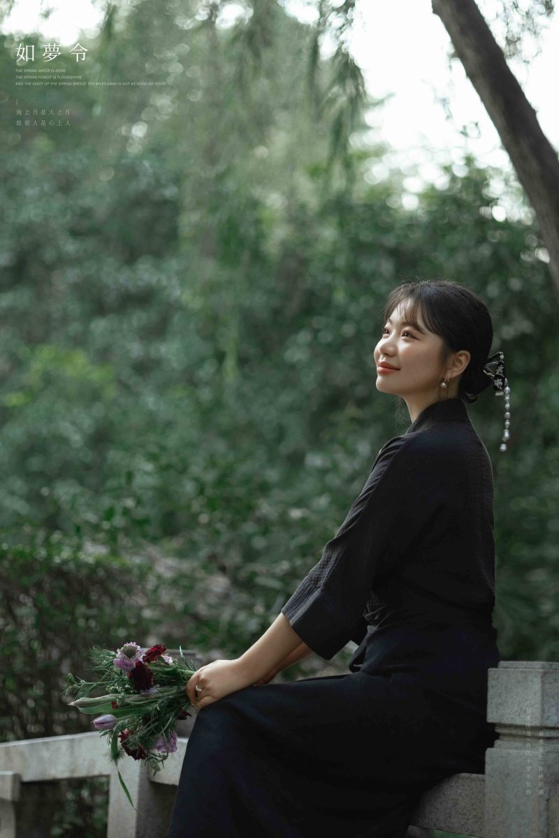 新鲜出炉:)闫磊先生李雅文女士怀旧复古婚纱照、怀旧复古、韩松、行走的放大镜，现场细节，姿态指导的掌控者、婚纱照