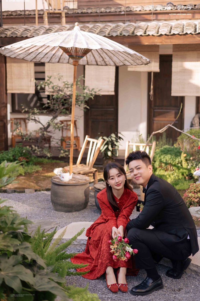 新鲜出炉:)袁健涛先生宗轩竹女士怀旧复古婚纱照、怀旧复古  中式传承、韩松、行走的放大镜，现场细节，姿态指导的掌控者、婚纱照