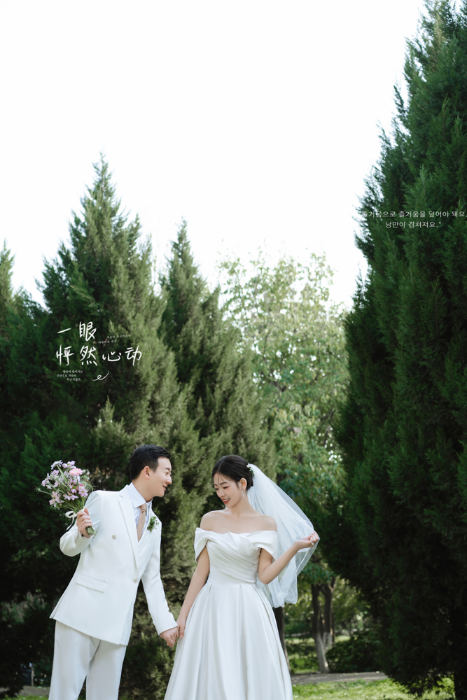 小小小清新:)王先生杨女士氛围森系婚纱照、氛围森系、刘康、六边形战士，不止是沟通，拍摄想法，创造思维样样拿捏。、婚纱照