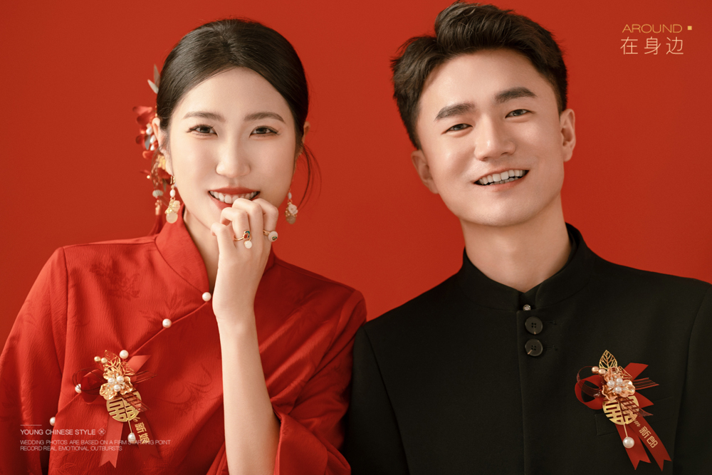 幸福感爆棚谷源先生张雪女士怀旧复古婚纱照、怀旧复古、白玛、怀疑是不是修导演系，拍照像电影一样的构图和质感、婚纱照
