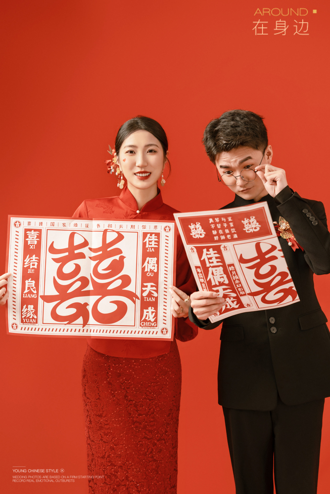幸福感爆棚谷源先生张雪女士怀旧复古婚纱照、怀旧复古、白玛、怀疑是不是修导演系，拍照像电影一样的构图和质感、婚纱照