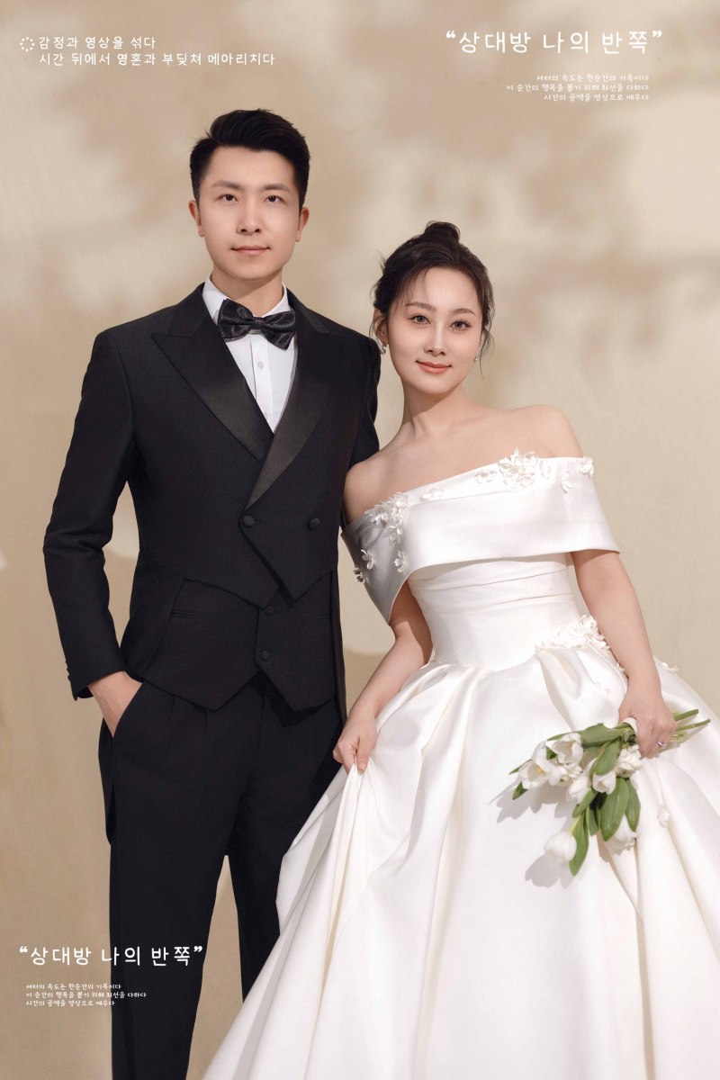 你的女孩(*^＠^*)蔚先生吴女士极简棚拍婚纱照、极简棚拍、毛磊、谁说拍照不能freestyle，创作灵感像吃了炫迈停不下来、婚纱照
