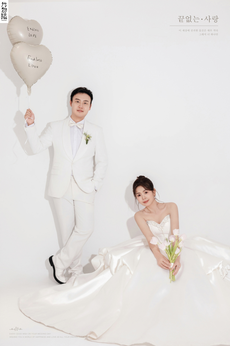 太太太太可了~~！吴烜先生张亚婷女士极简棚拍婚纱照、极简棚拍、徐才皓、好像在听单口相声，开心到直不起腰，幸福感MAX、婚纱照