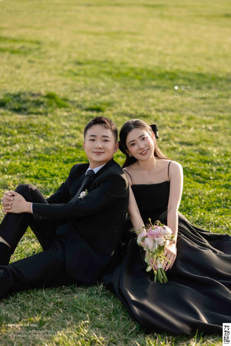 新鲜出炉:)王涛先生 秦枫帆女士氛围森系婚纱照、氛围森系、韩松、行走的放大镜，现场细节，姿态指导的掌控者、婚纱照