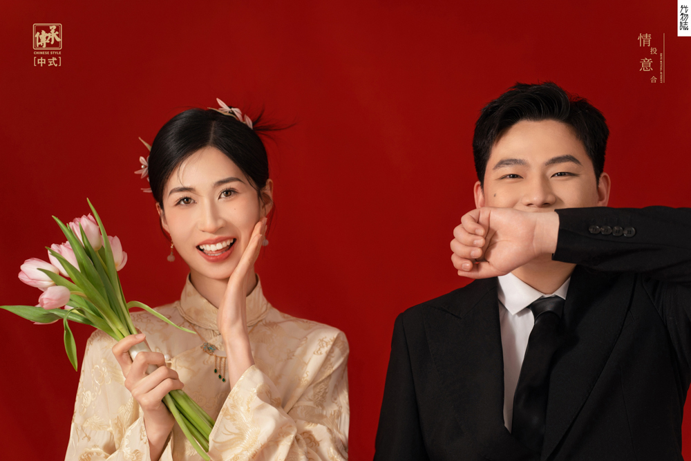 幸福感爆棚赵晨军先生任亚楠女士中式传承婚纱照、中式传承、白玛、怀疑是不是修导演系，拍照像电影一样的构图和质感、婚纱照