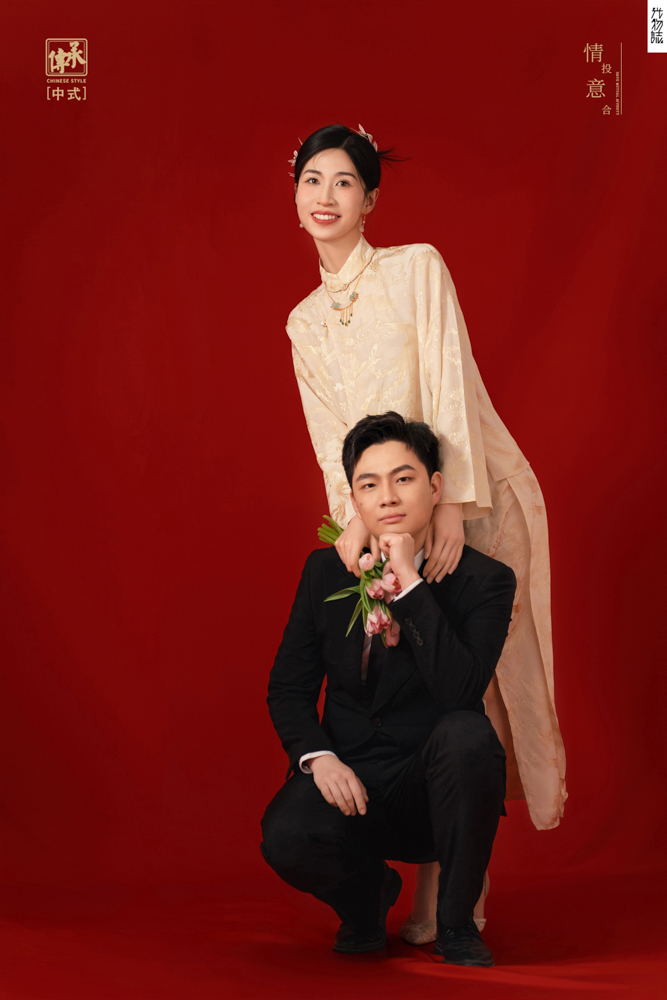 幸福感爆棚赵晨军先生任亚楠女士中式传承婚纱照、中式传承、白玛、怀疑是不是修导演系，拍照像电影一样的构图和质感、婚纱照