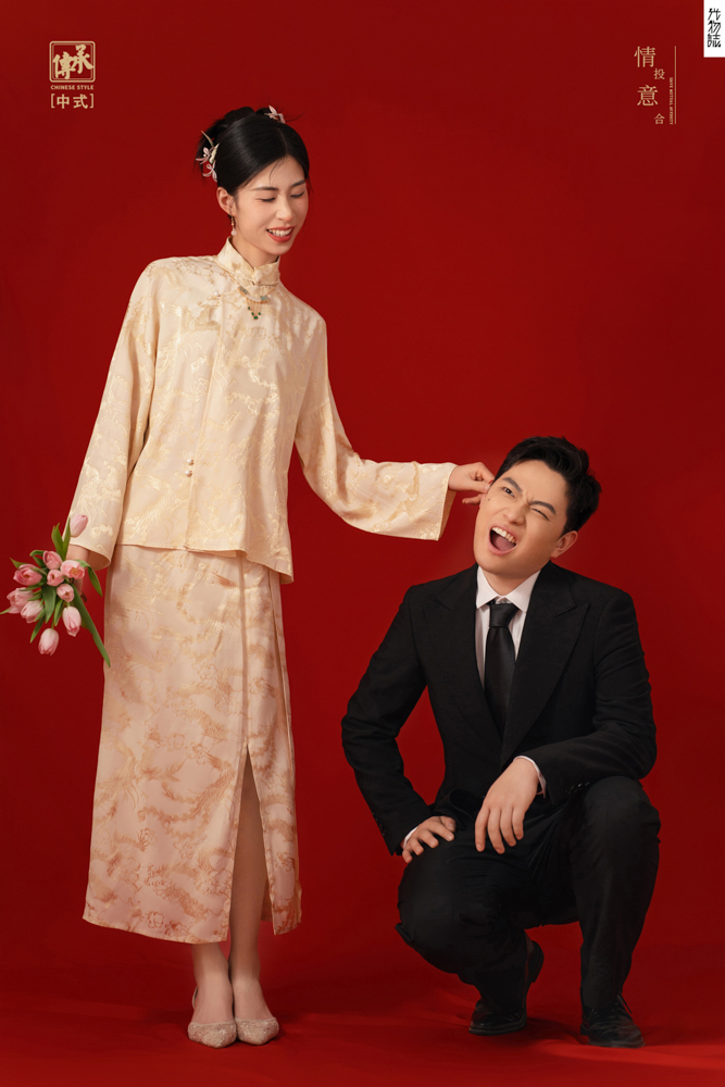 幸福感爆棚赵晨军先生任亚楠女士中式传承婚纱照、中式传承、白玛、怀疑是不是修导演系，拍照像电影一样的构图和质感、婚纱照