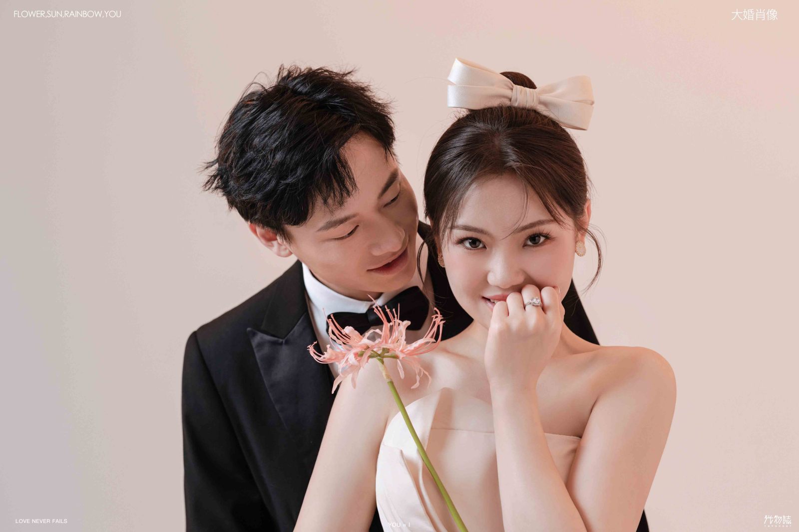 新鲜出炉:)杨帅先生王亚妮女士极简棚拍婚纱照、极简棚拍、韩松、行走的放大镜，现场细节，姿态指导的掌控者、婚纱照