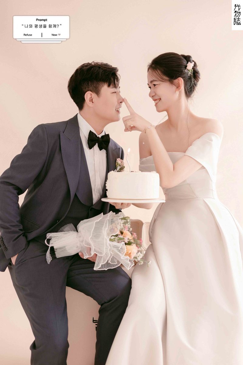 满满狗粮~许炜茏先生丁锐女士极简棚拍婚纱照、极简棚拍、韩松、行走的放大镜，现场细节，姿态指导的掌控者、婚纱照