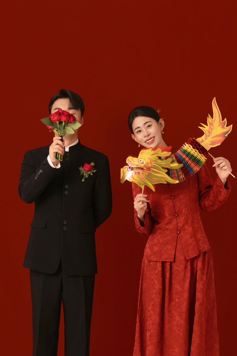看一点小甜蜜~许先生胡女士中式传承婚纱照、中式传承、艾辰、偷偷练过读心术，精准预判每一个想法，细腻到心里、婚纱照