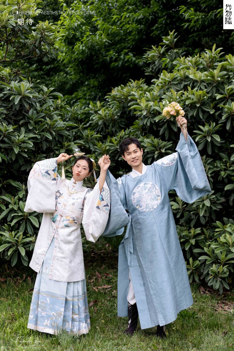 刘榆琛先生米星睿女士中式传承婚纱照、中式传承、木子、唠嗑型选手，构图多变、情绪拿捏，特写YYDS、婚纱照