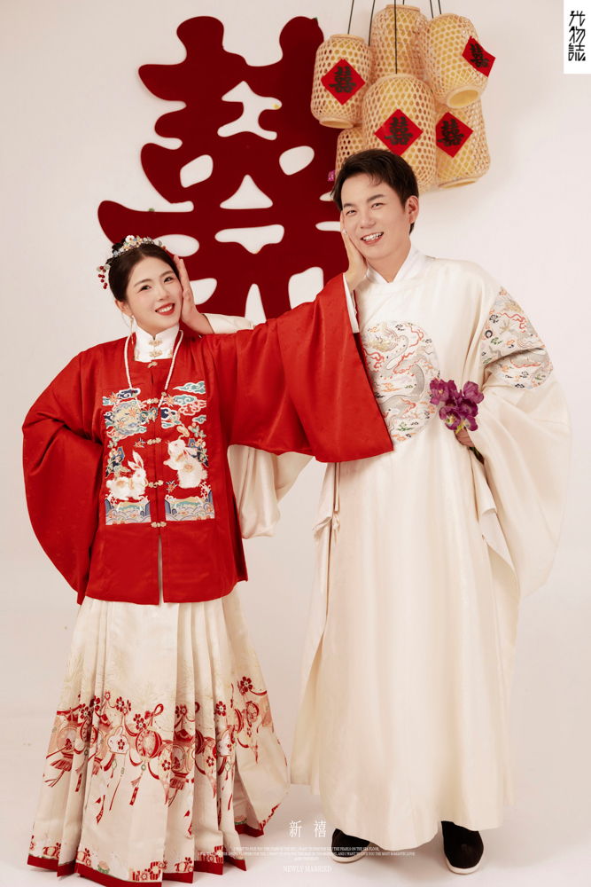 太太太太可了~~！穆磊先生陈婵玉女士中式传承婚纱照、中式传承、徐才皓、好像在听单口相声，开心到直不起腰，幸福感MAX、婚纱照