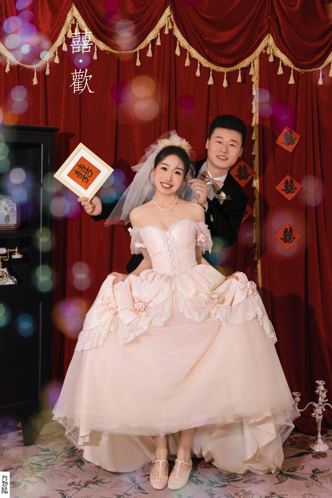 幸福感爆棚王先生胡女士怀旧复古婚纱照、怀旧复古、刘康、六边形战士，不止是沟通，拍摄想法，创造思维样样拿捏。、婚纱照