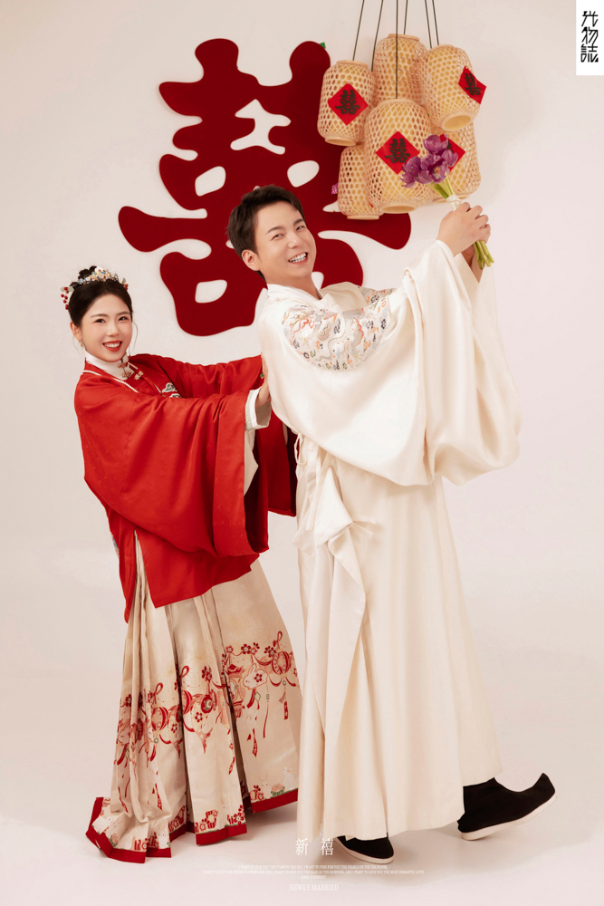 太太太太可了~~！穆磊先生陈婵玉女士中式传承婚纱照、中式传承、徐才皓、好像在听单口相声，开心到直不起腰，幸福感MAX、婚纱照