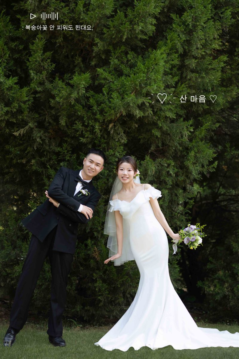 新鲜出炉:)杨顺平先生王慧丽女士极简棚拍婚纱照、氛围森系、韩松、行走的放大镜，现场细节，姿态指导的掌控者、婚纱照