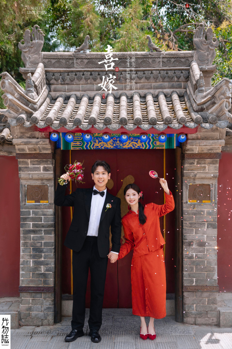 幸福感爆棚郝先生陈女士中式传承婚纱照、中式传承、艾辰、偷偷练过读心术，精准预判每一个想法，细腻到心里、婚纱照