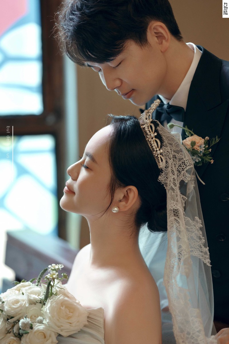 炒鸡甜~韩鹏博先生崔孜璇女士电影纪实婚纱照、电影纪实、木子、唠嗑型选手，构图多变、情绪拿捏，特写YYDS、婚纱照