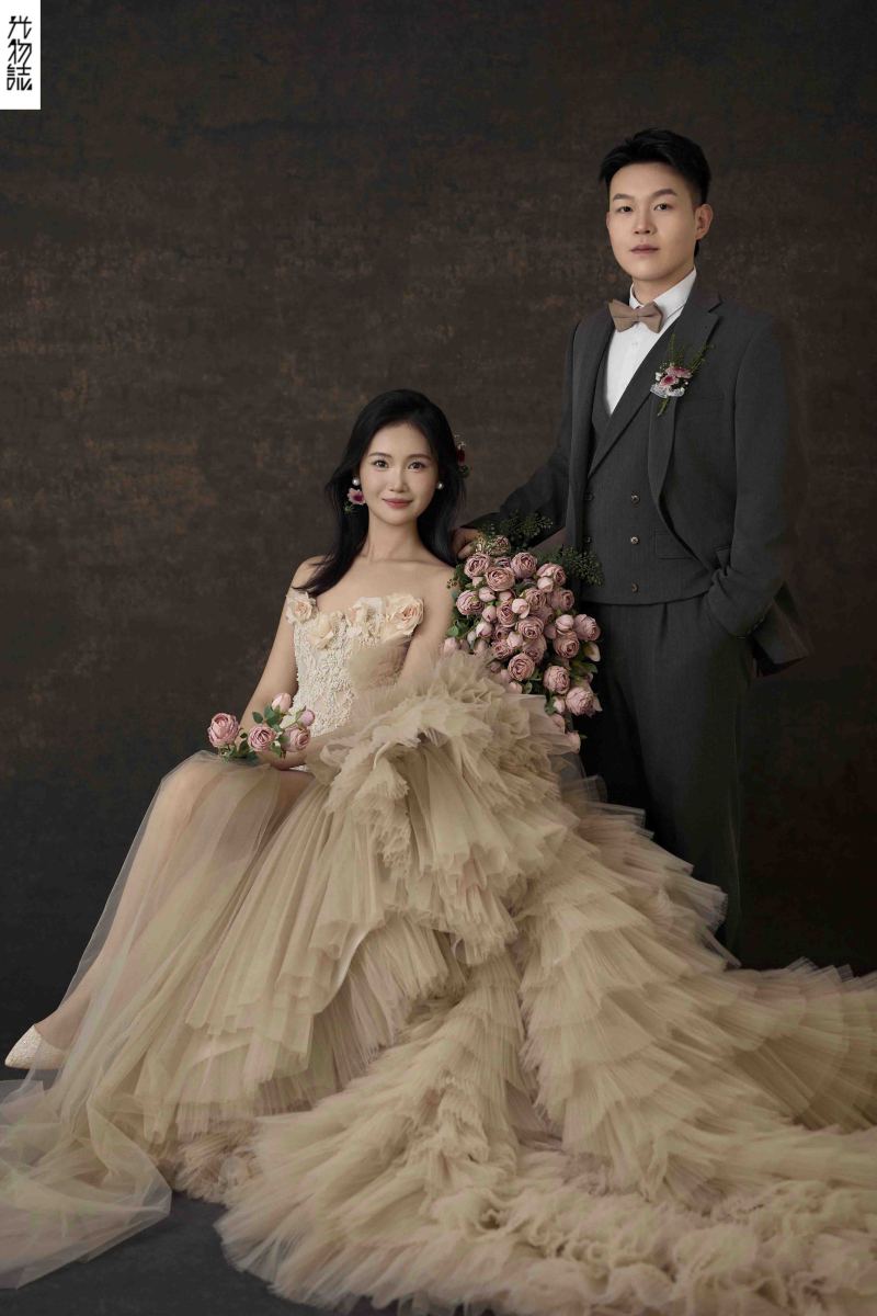 幸福感爆棚赵女士怀旧复古婚纱照、怀旧复古、徐才皓、好像在听单口相声，开心到直不起腰，幸福感MAX、婚纱照