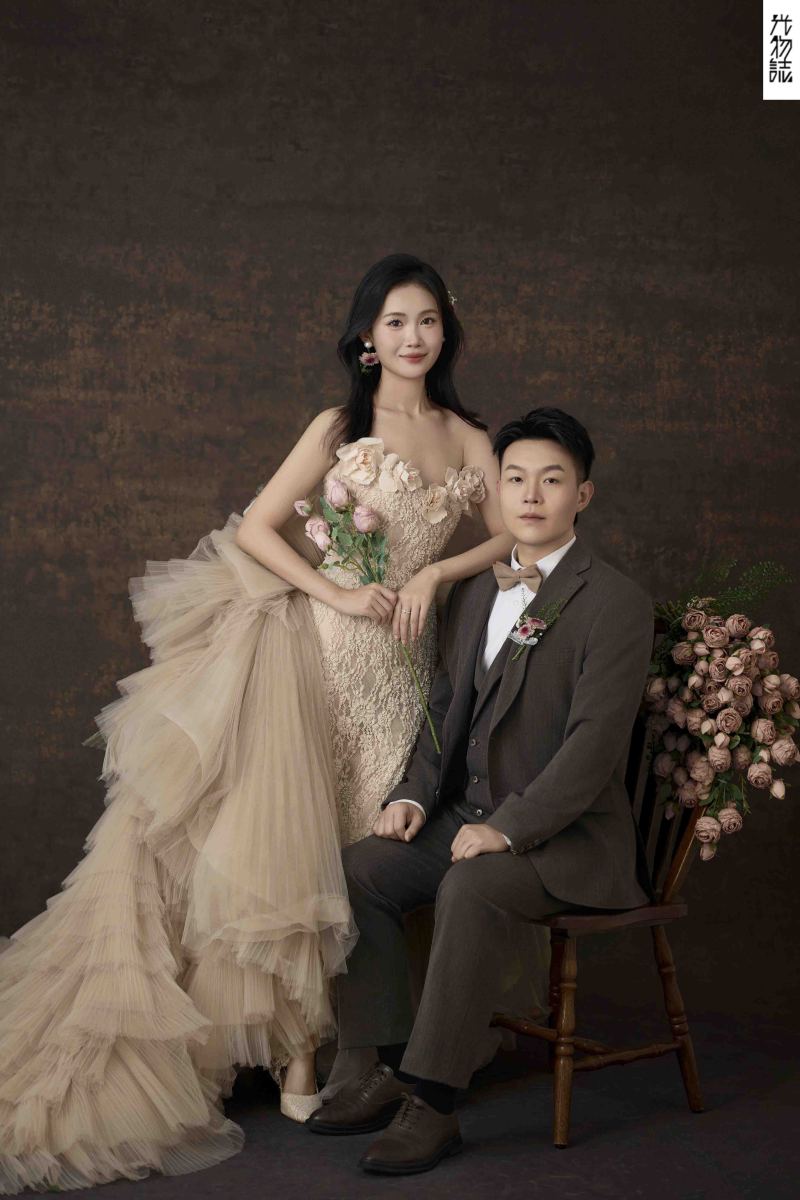 幸福感爆棚赵女士怀旧复古婚纱照、怀旧复古、徐才皓、好像在听单口相声，开心到直不起腰，幸福感MAX、婚纱照
