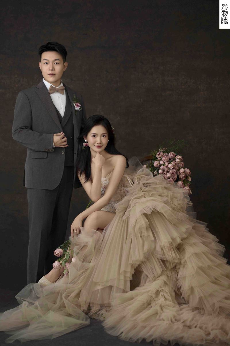 幸福感爆棚赵女士怀旧复古婚纱照、怀旧复古、徐才皓、好像在听单口相声，开心到直不起腰，幸福感MAX、婚纱照