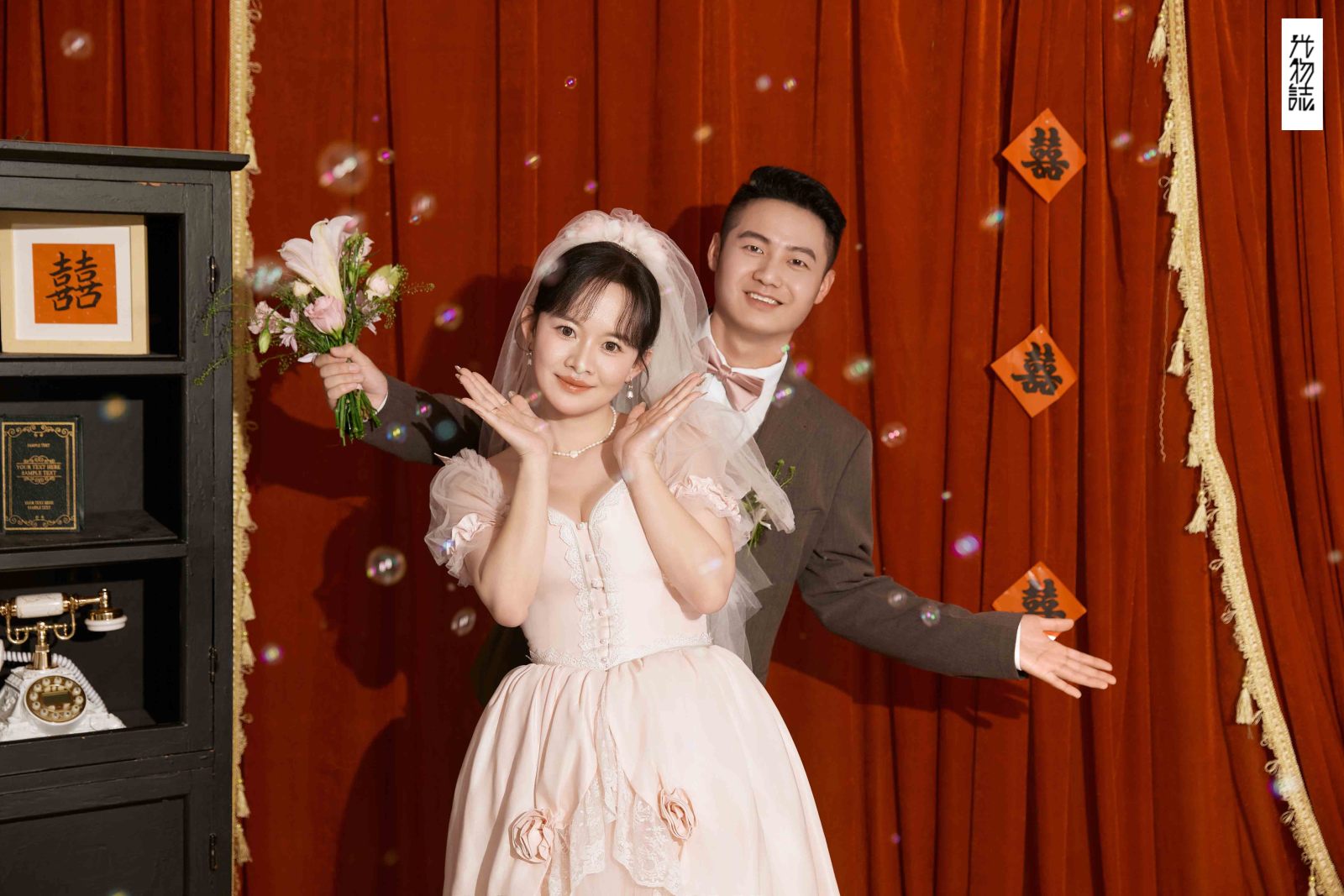 太太太太可了~~！郭帅先生艾丽蓉女士怀旧复古婚纱照、怀旧复古、韩松、行走的放大镜，现场细节，姿态指导的掌控者、婚纱照