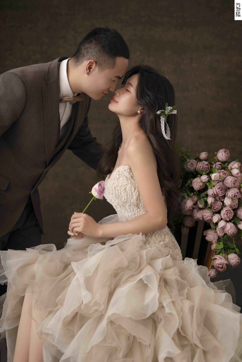 美到想哭1551钱先生郑女士怀旧复古婚纱照、怀旧复古、徐才皓、好像在听单口相声，开心到直不起腰，幸福感MAX、婚纱照
