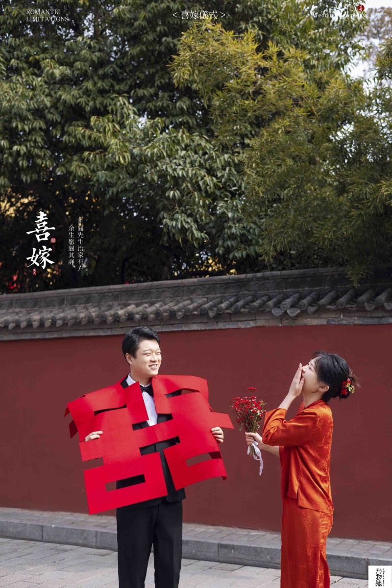太太太太可了~~！刘先生袁女士中式传承婚纱照、中式传承、徐才皓、好像在听单口相声，开心到直不起腰，幸福感MAX、婚纱照