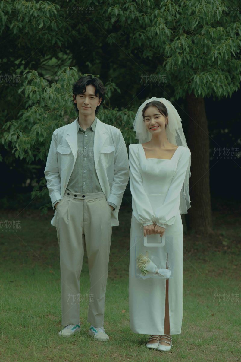 美到想哭1551赵先生李女士氛围森系婚纱照、氛围森系、于志尧、光影掌控者、情绪的记录者。唠一唠，欢乐的一天 美美的照片。、婚纱照
