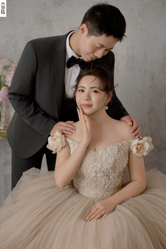 超级甜腻！罗先生杨女士怀旧复古婚纱照、怀旧复古、木子、唠嗑型选手，构图多变、情绪拿捏，特写YYDS、婚纱照