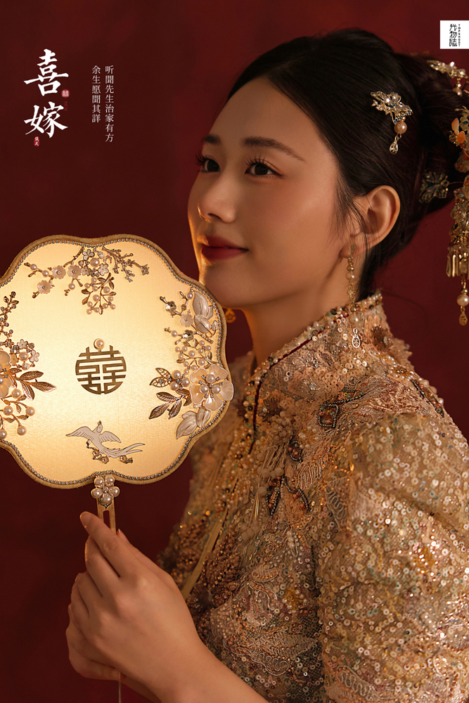 爱了~爱了~丁先生李女士极简棚拍婚纱照、极简棚拍、木子、唠嗑型选手，构图多变、情绪拿捏，特写YYDS、婚纱照