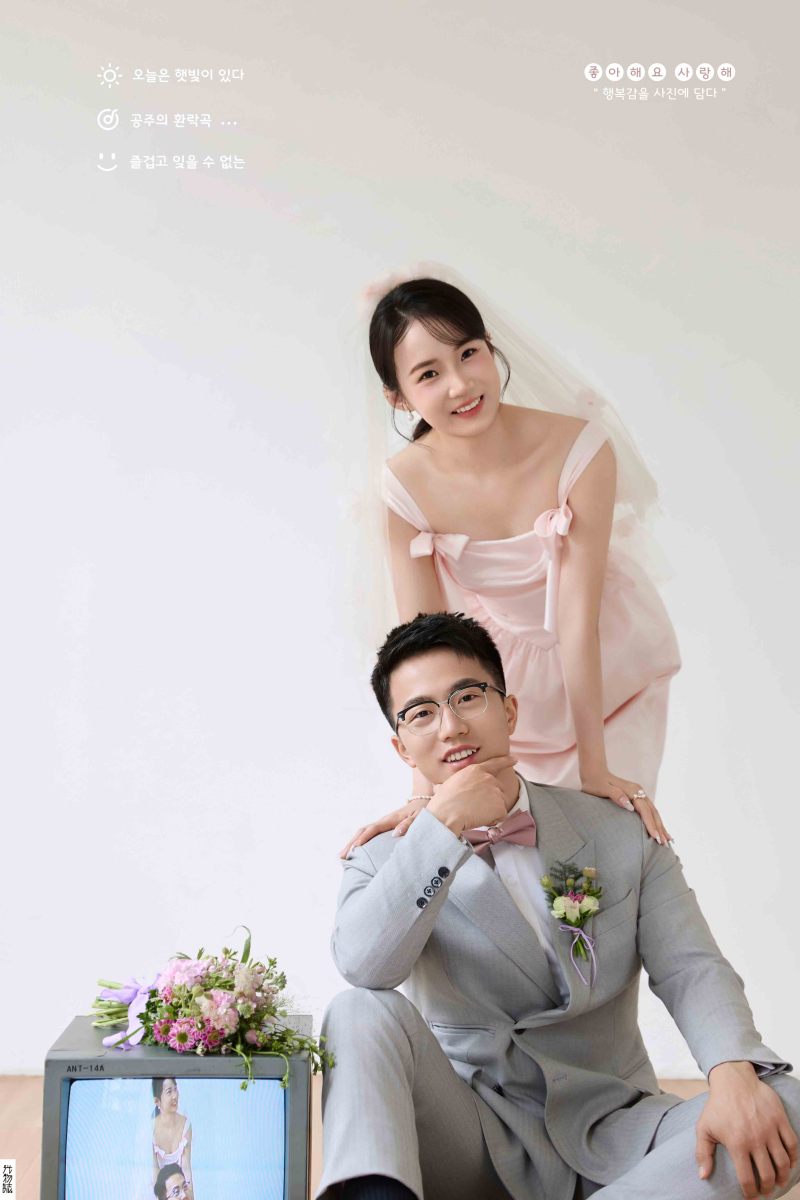 新鲜出炉:)窦琦先生刘草儿女士物誌生活婚纱照、物誌生活、韩松、行走的放大镜，现场细节，姿态指导的掌控者、婚纱照