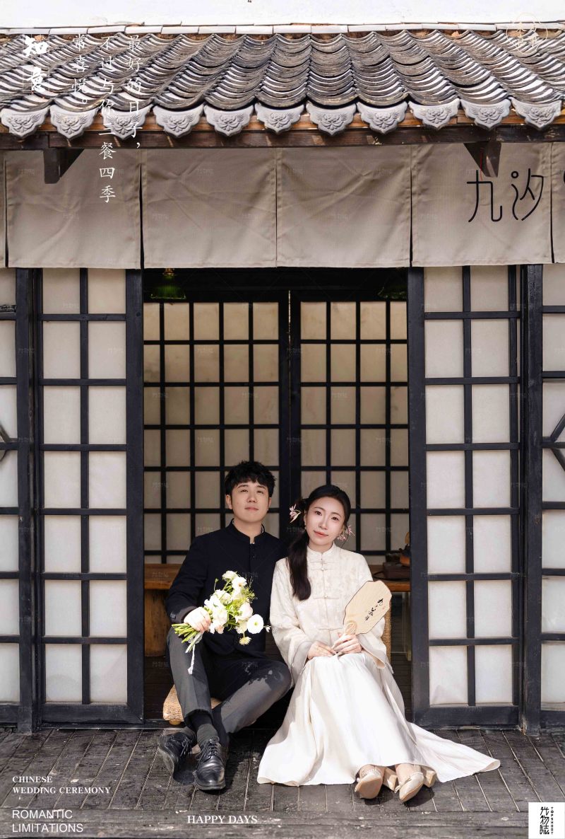 看一点小甜蜜~王子赫先生卫江薇女士中式传承婚纱照、中式传承、正林、眼睛就是测光仪，任何场地都能发挥成MVP、婚纱照